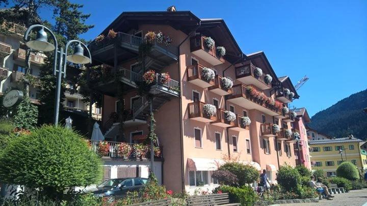 Albergo Stella Alpina Molveno Exteriér fotografie